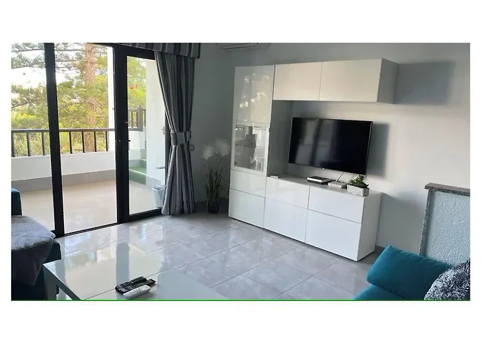 Cristian Sur 46 - Two Bed * Los Cristianos (Tenerife)