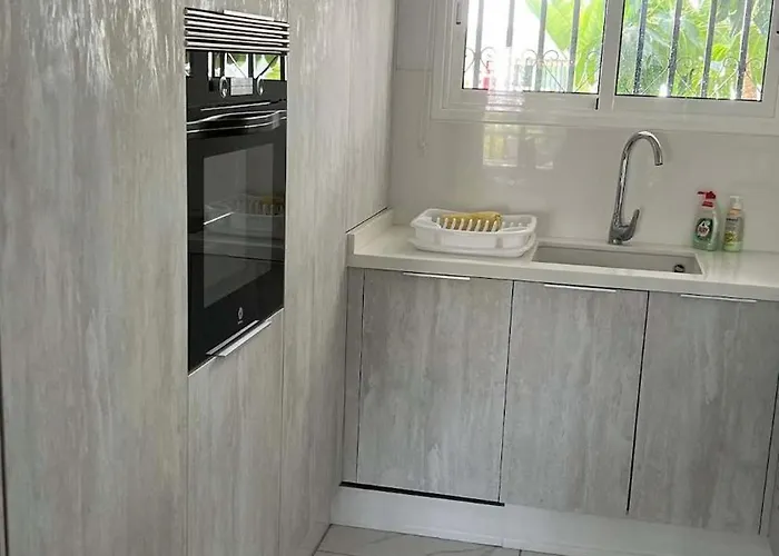 Cristian Sur 46 - Two Bed * Los Cristianos (Tenerife)