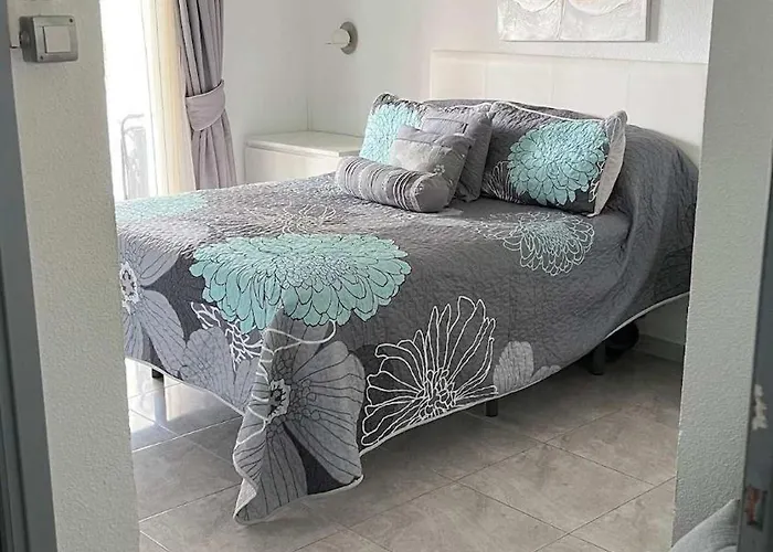 Cristian Sur 46 - Two Bed Apartment Los Cristianos (Tenerife)