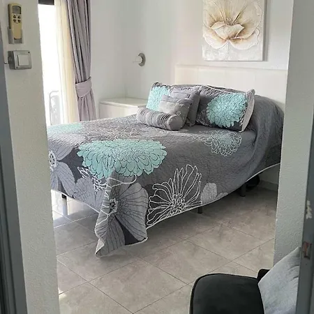 Cristian Sur 46 - Two Bed Apartment Los Cristianos (Tenerife)